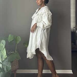 Vintage Vandemere Nightgown Women's Size Medium White Lace Cotton Cottagecore